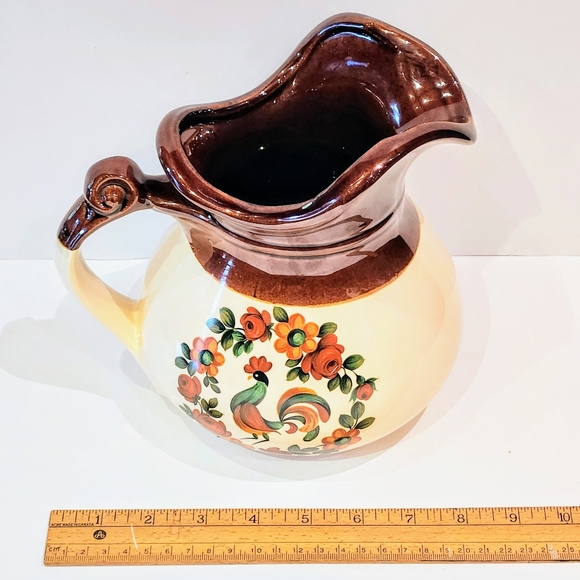 Mc coy Water Pitcher - Picture 8 of 8